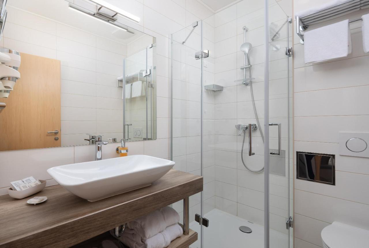 Aparthotel Flora Tučepi エクステリア 写真