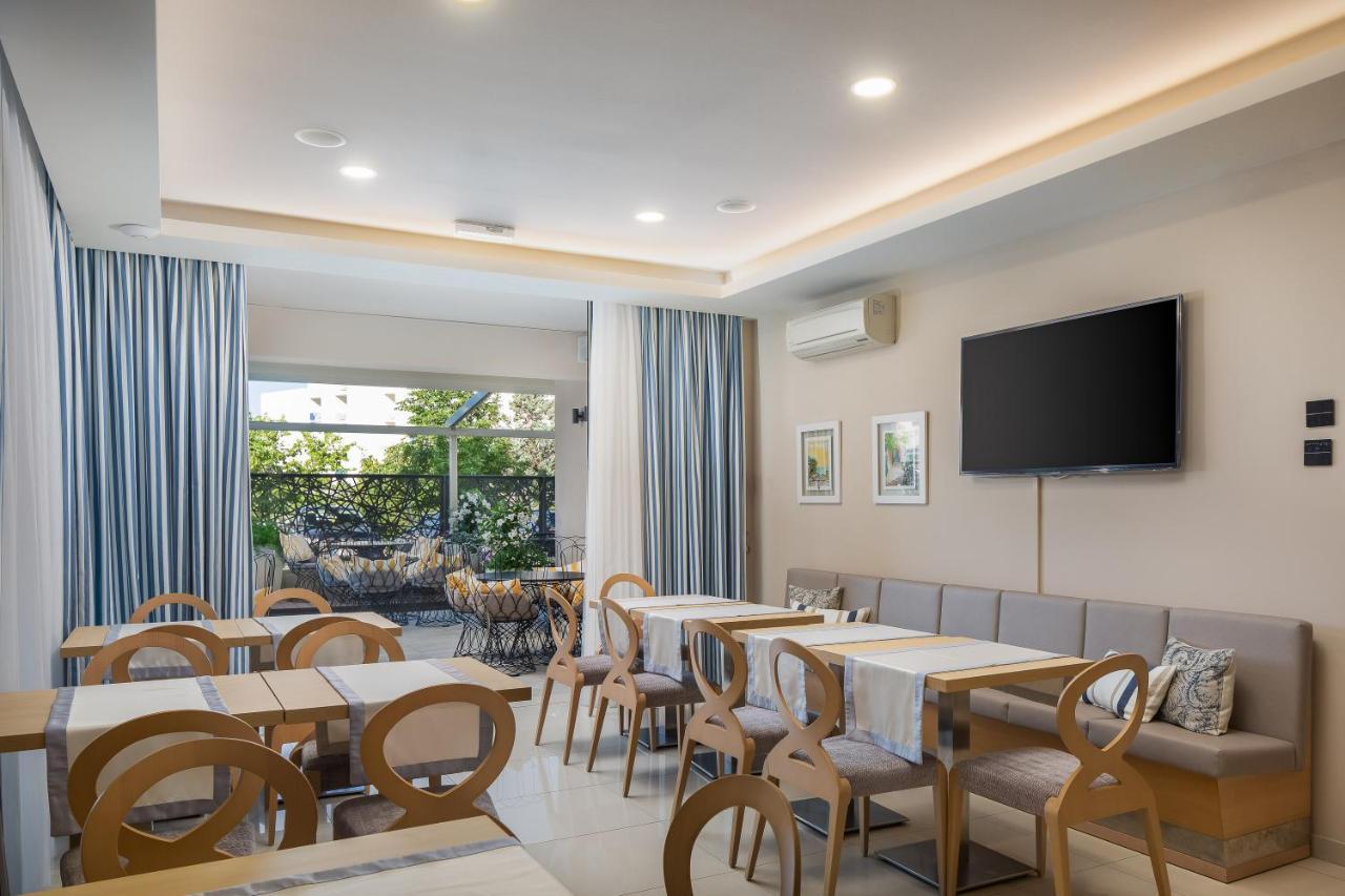Aparthotel Flora Tučepi エクステリア 写真