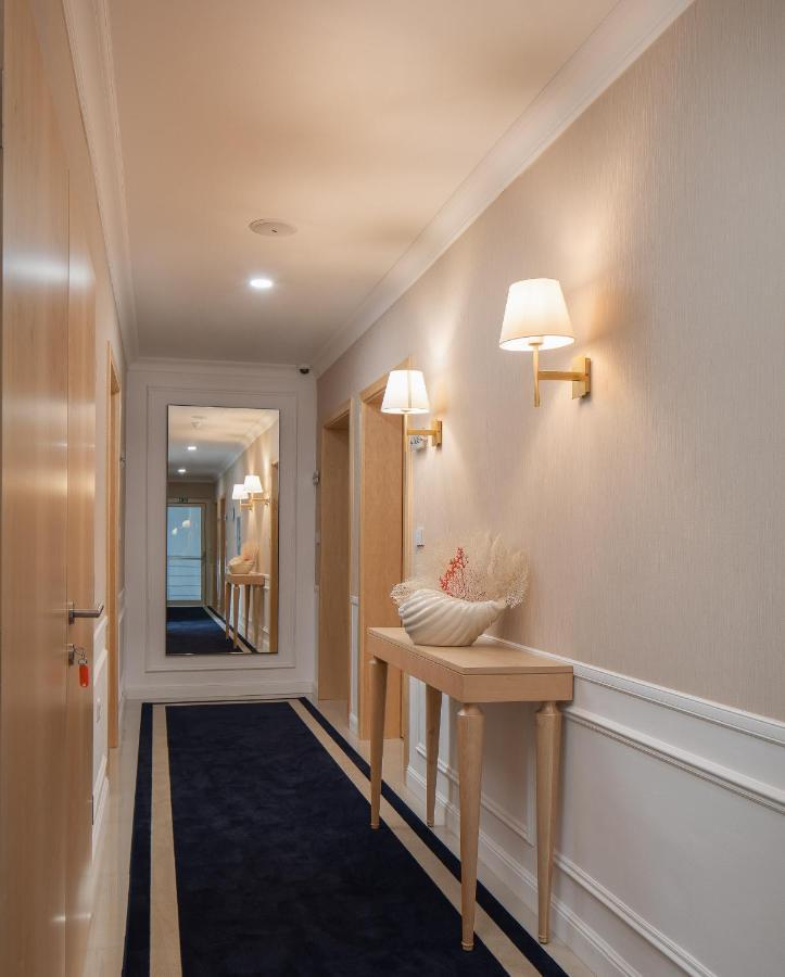 Aparthotel Flora Tučepi エクステリア 写真